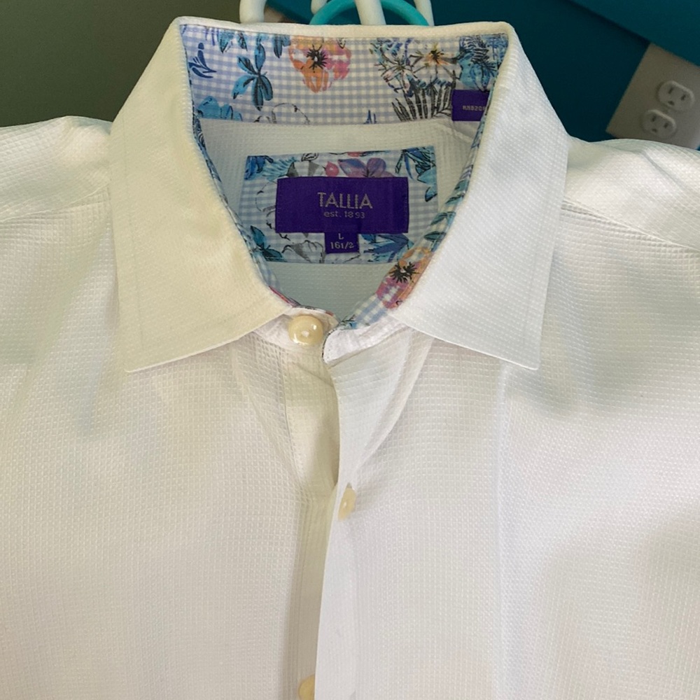 Tallia Button Down Dress shirt